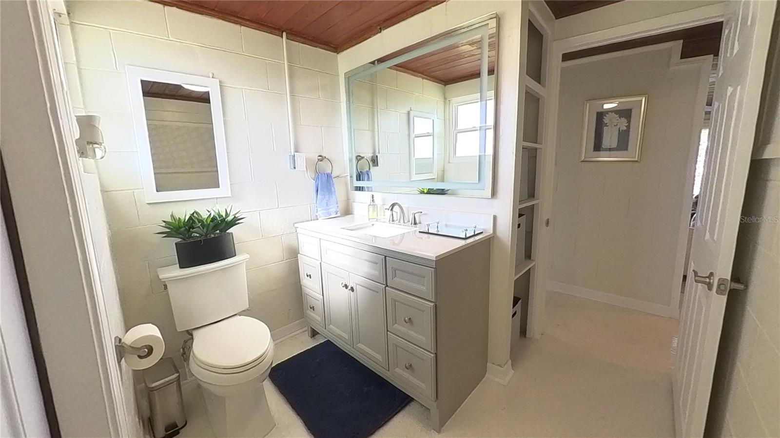 NOKOMIS ACRES - Residential Lease