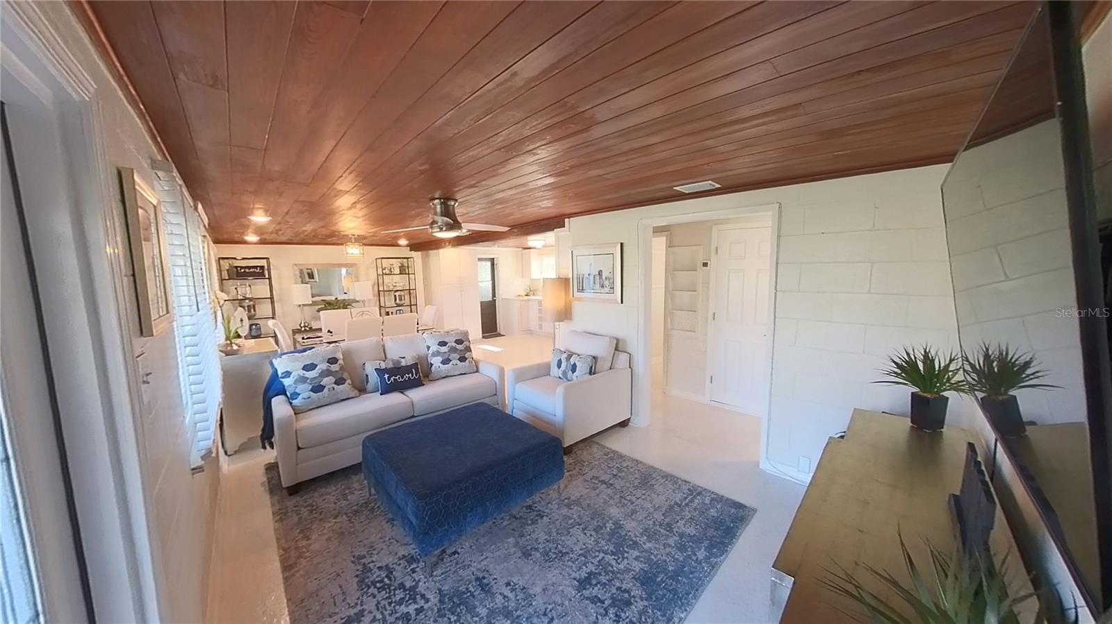 NOKOMIS ACRES - Residential Lease