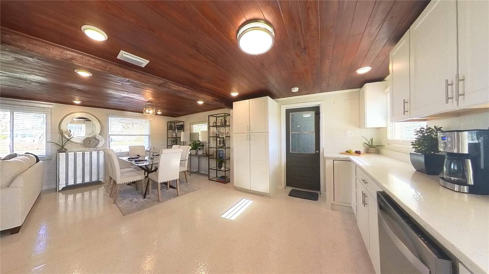 NOKOMIS ACRES - Residential Lease
