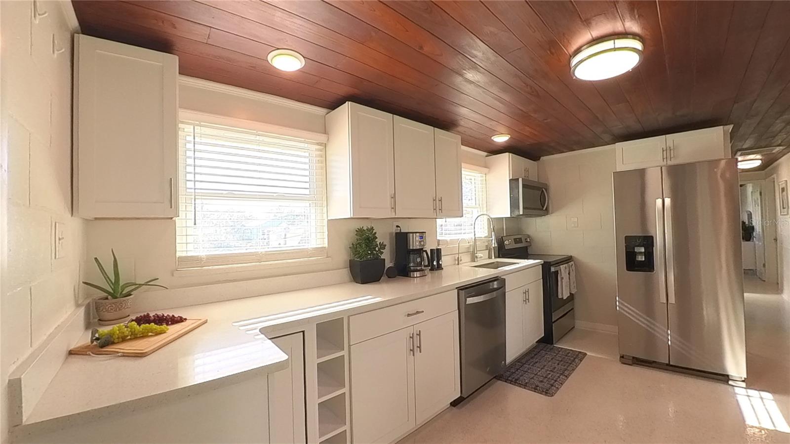 NOKOMIS ACRES - Residential Lease