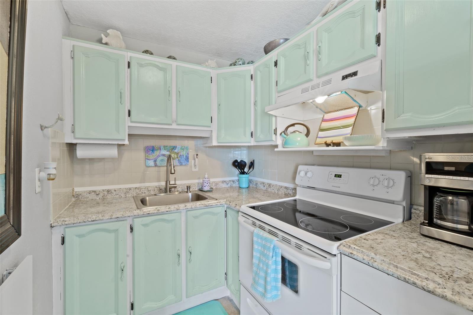 AVON BY SEA - Residential