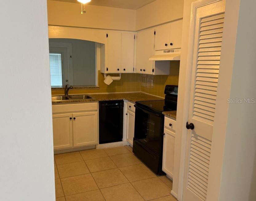 CLINTWOOD ACRES - Residential Lease