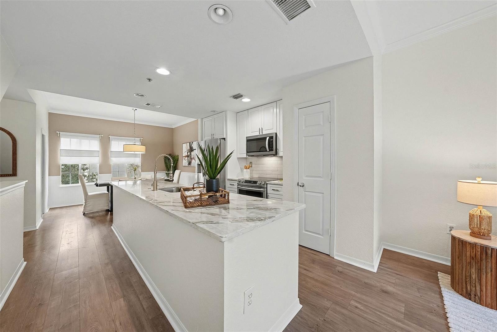 CORDOBA AT BEACH PARK A CONDOM - Residential