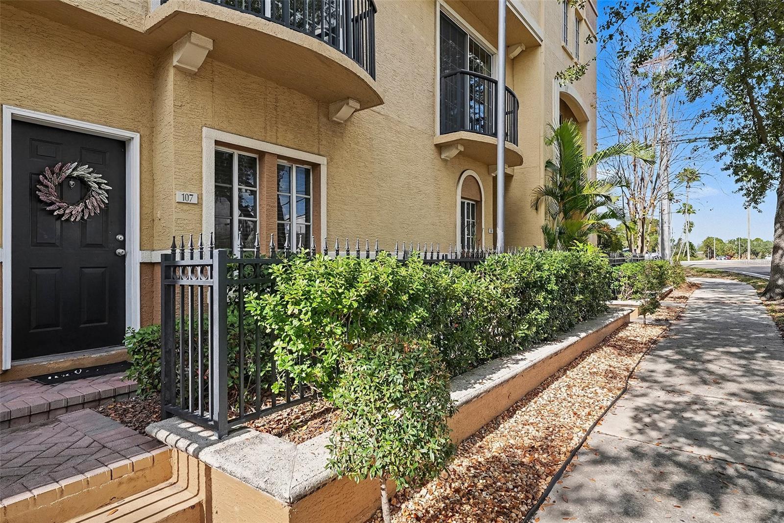 CORDOBA AT BEACH PARK A CONDOM - Residential