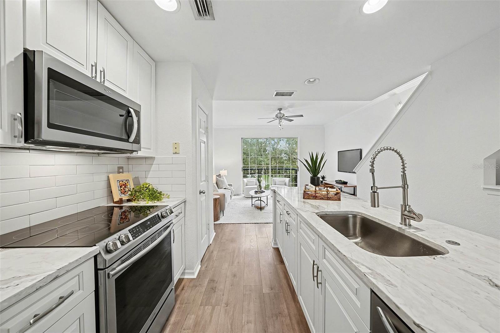 CORDOBA AT BEACH PARK A CONDOM - Residential