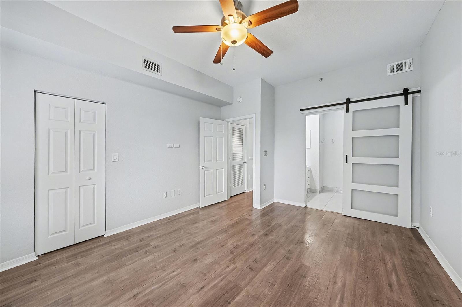 CORDOBA AT BEACH PARK A CONDOM - Residential