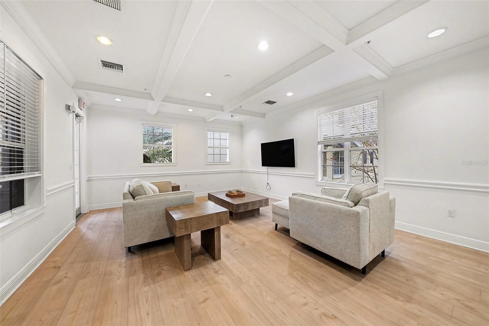 CORDOBA AT BEACH PARK A CONDOM - Residential