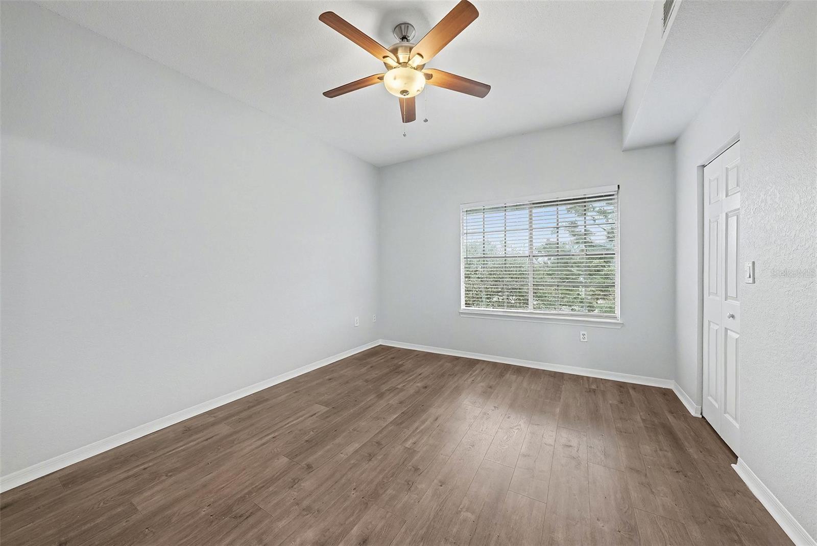 CORDOBA AT BEACH PARK A CONDOM - Residential