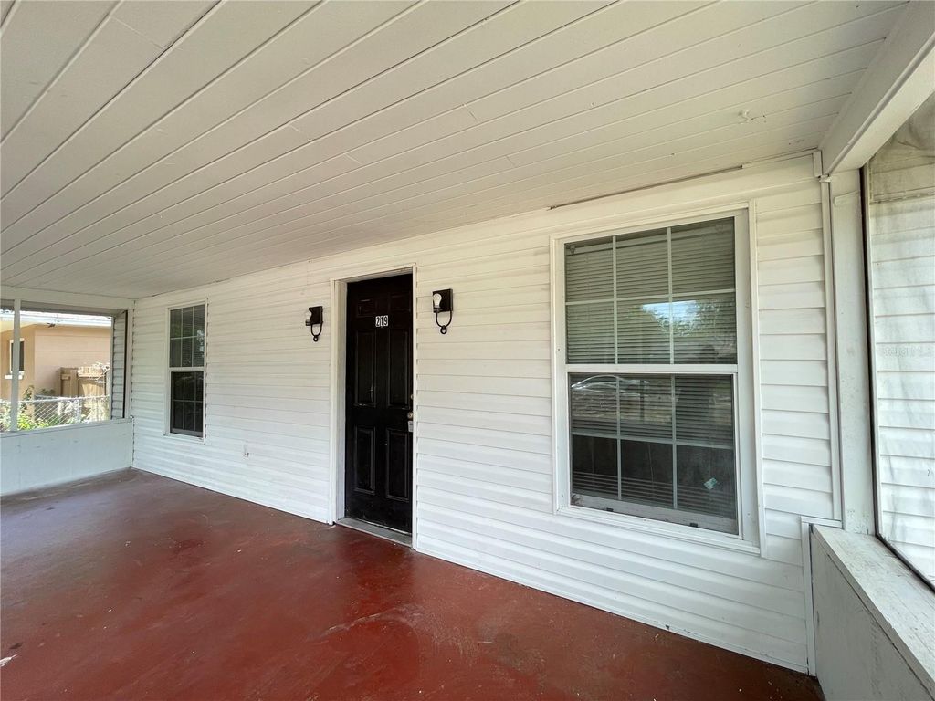 Photo of 219 E Polk Avenue, Lake Wales, FL 33853 (MLS # P4938573)