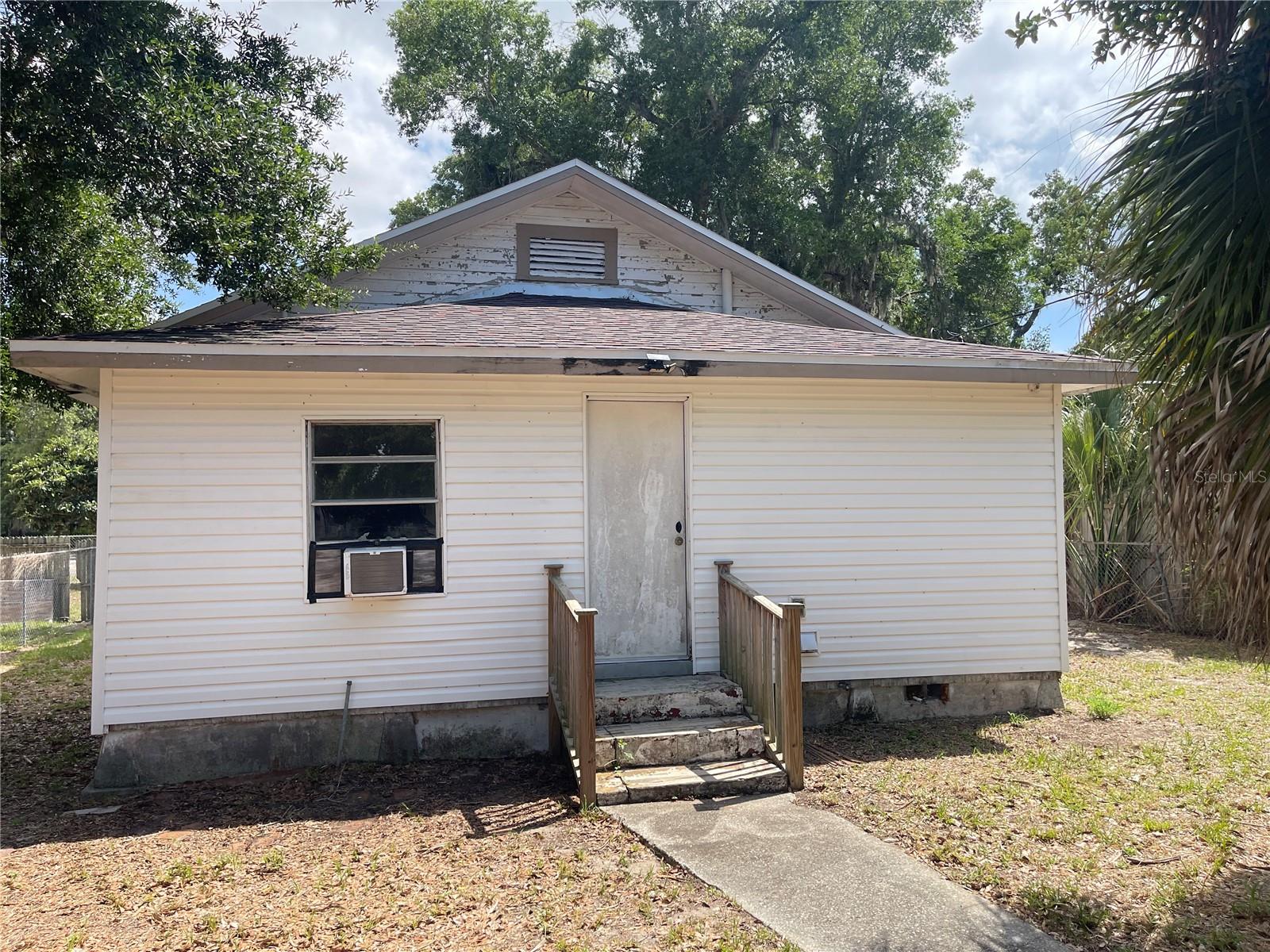 LAKE WALES - Residential