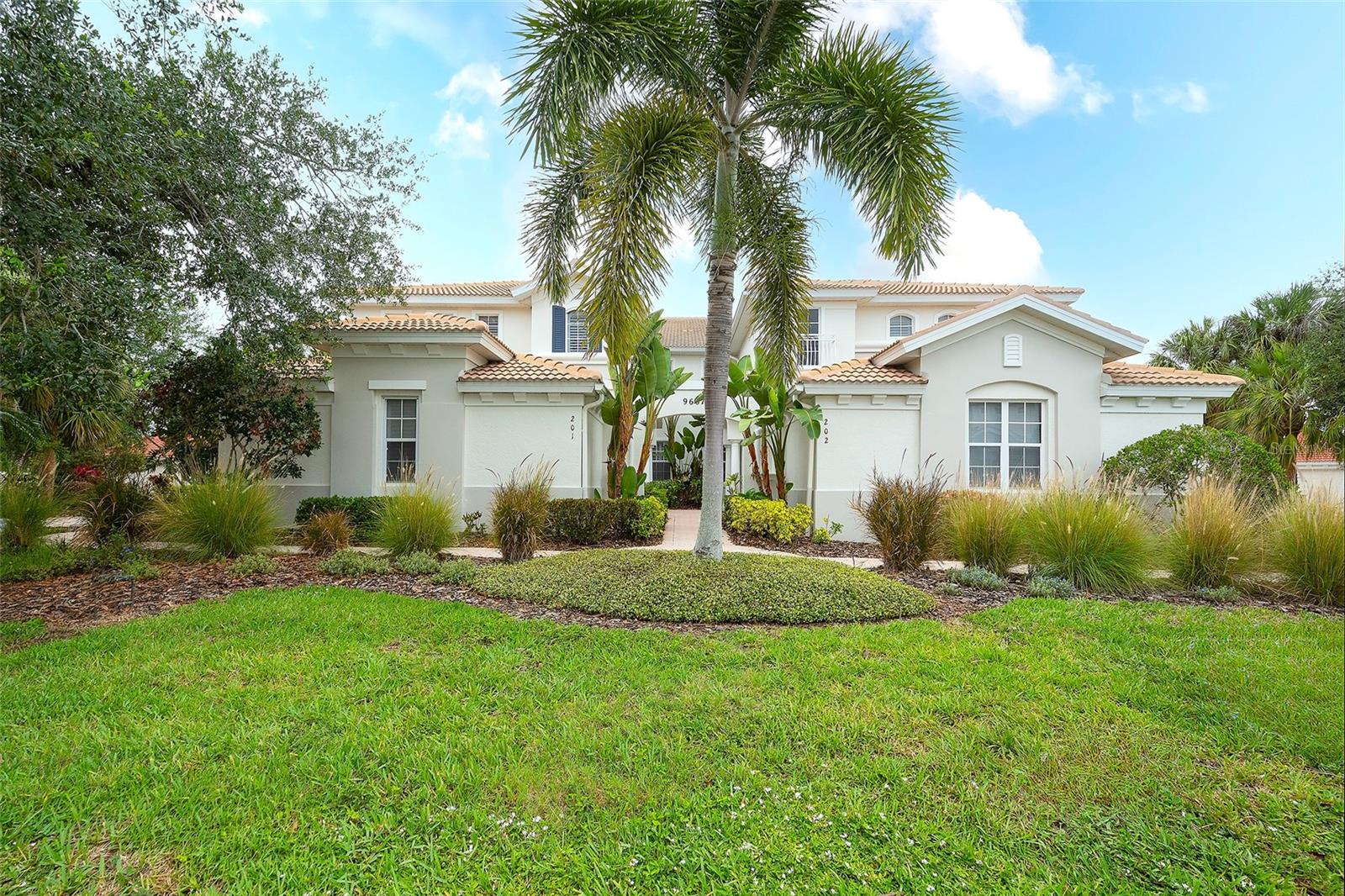 WATERLEFE GOLF & COUNTRY CLUB - Residential