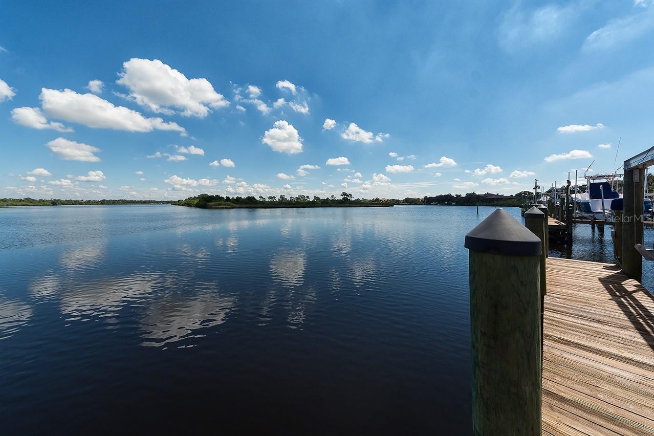 WATERLEFE GOLF & COUNTRY CLUB - Residential