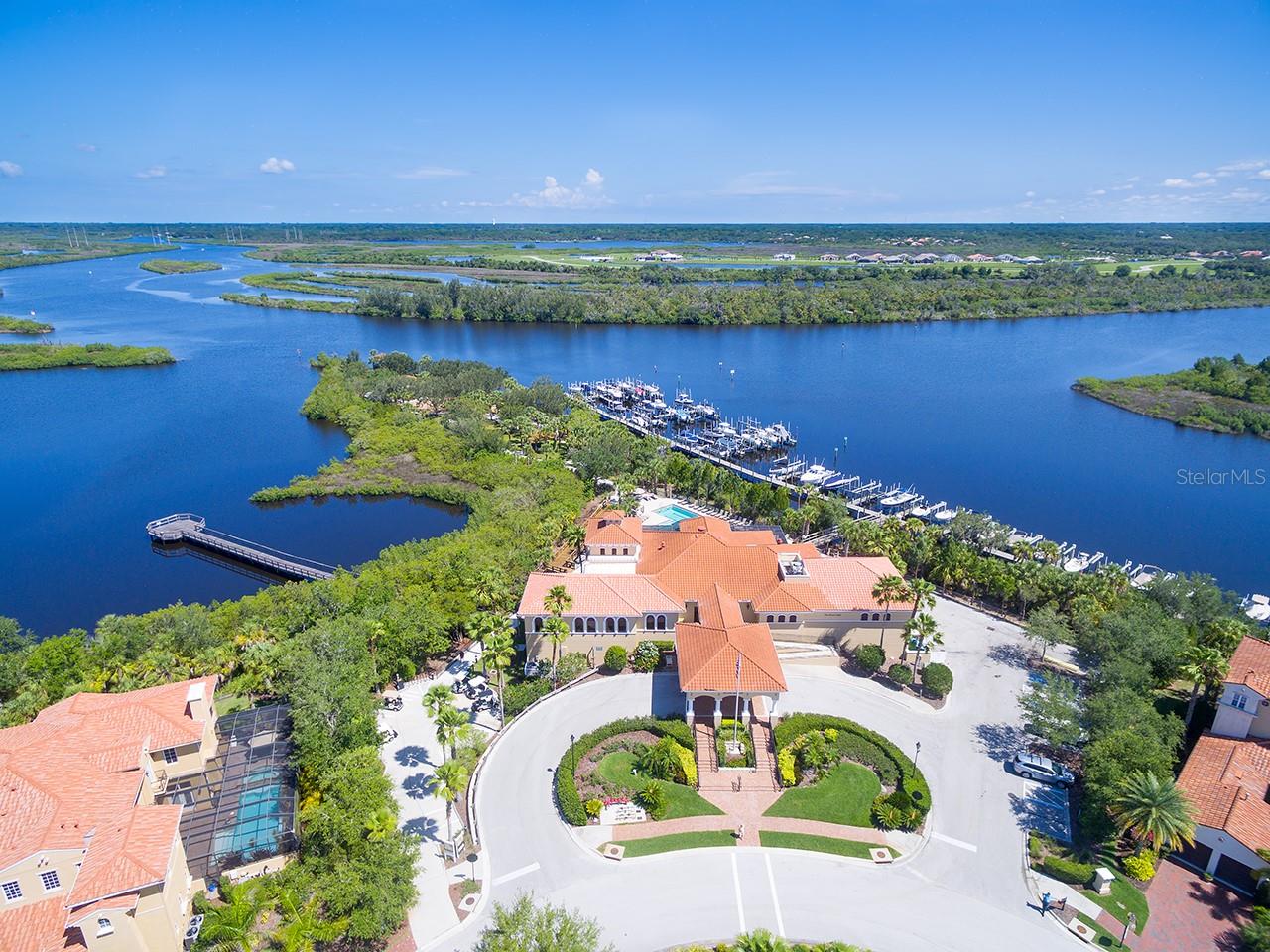 WATERLEFE GOLF & COUNTRY CLUB - Residential