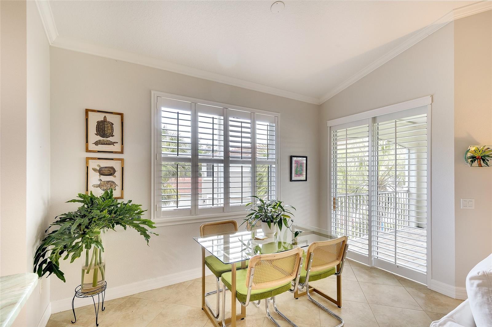 WATERLEFE GOLF & COUNTRY CLUB - Residential