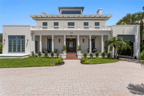 Photo of 907 Bayshore Boulevard, Tampa, FL 33606 (MLS # TB8536955)