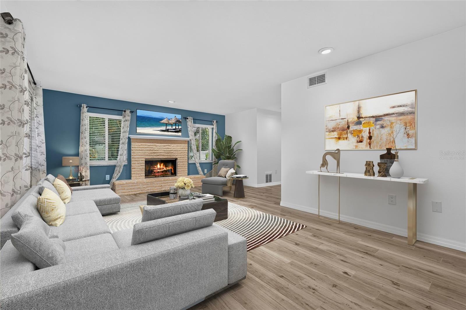 2129 LINWOOD DRIVE