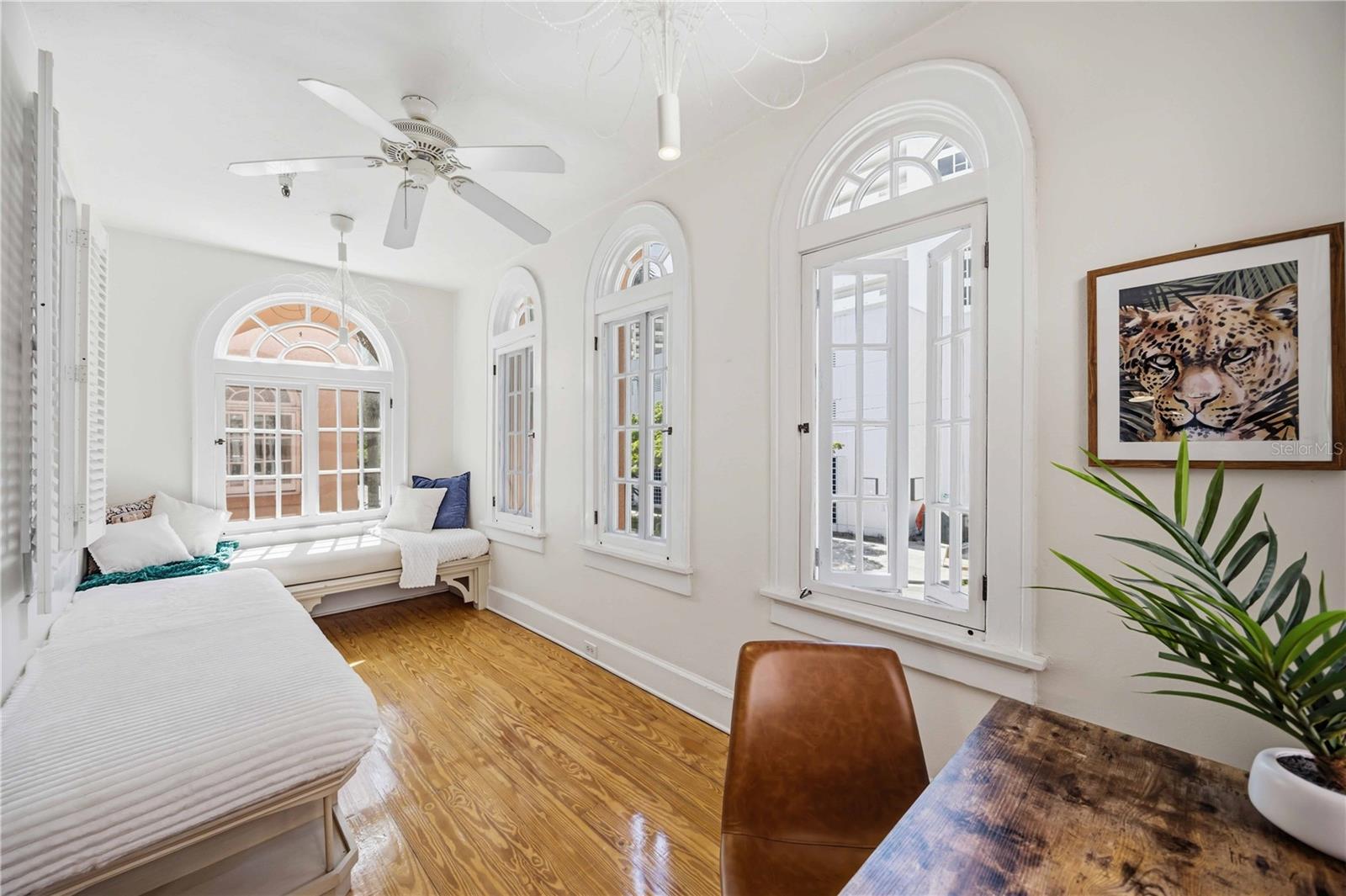 1221 N PALM AVENUE 203