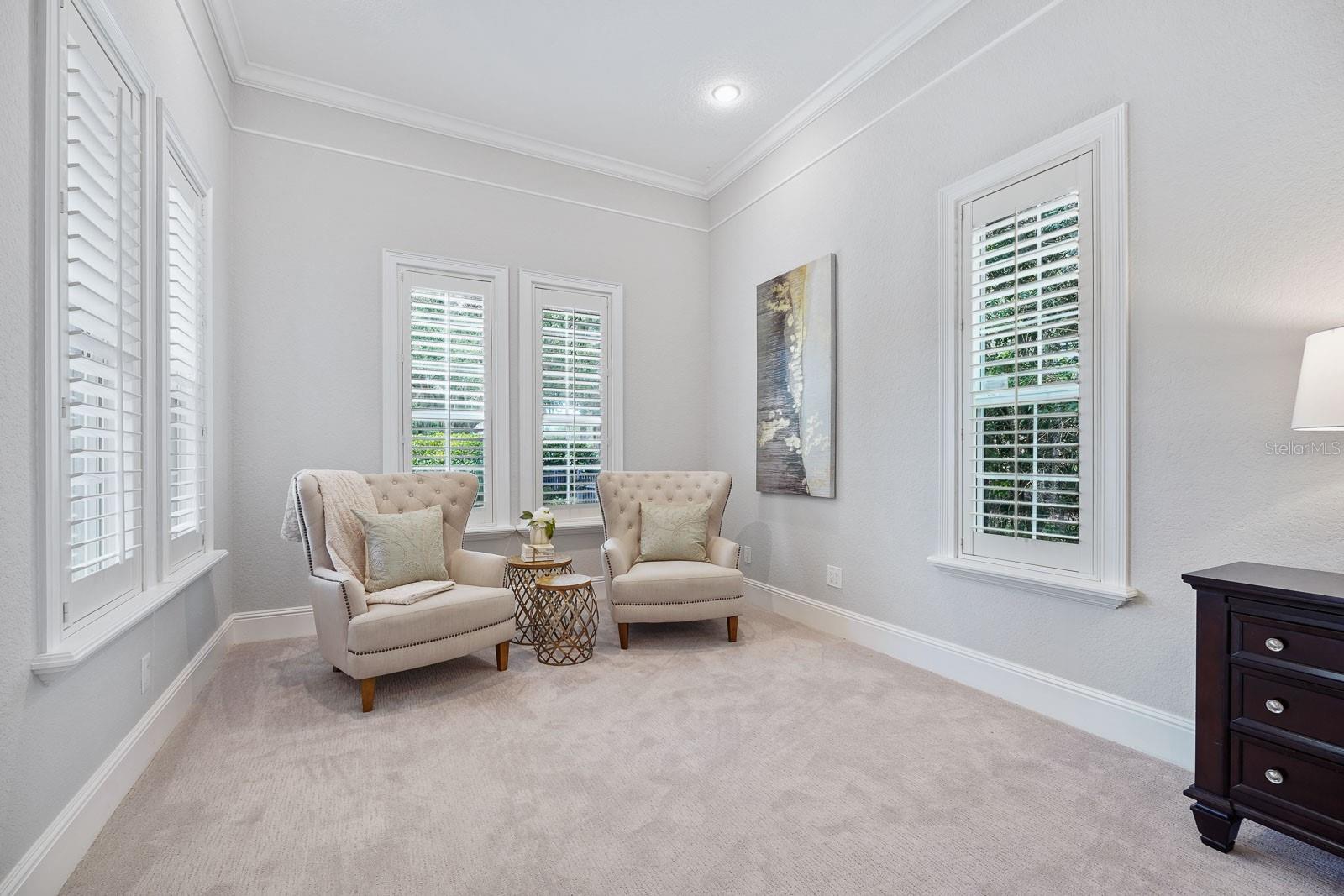 KEENES POINTE - Residential