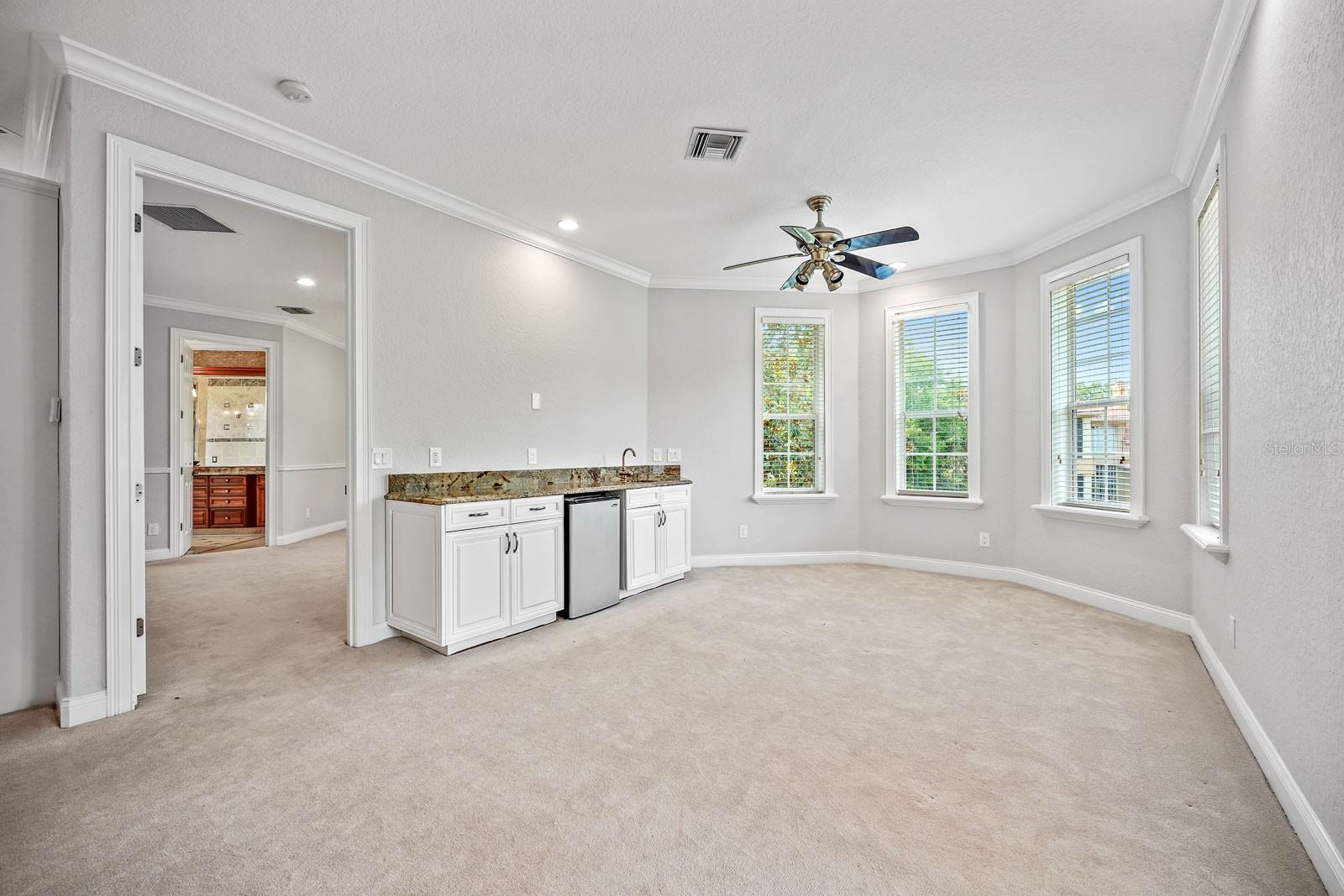 KEENES POINTE - Residential