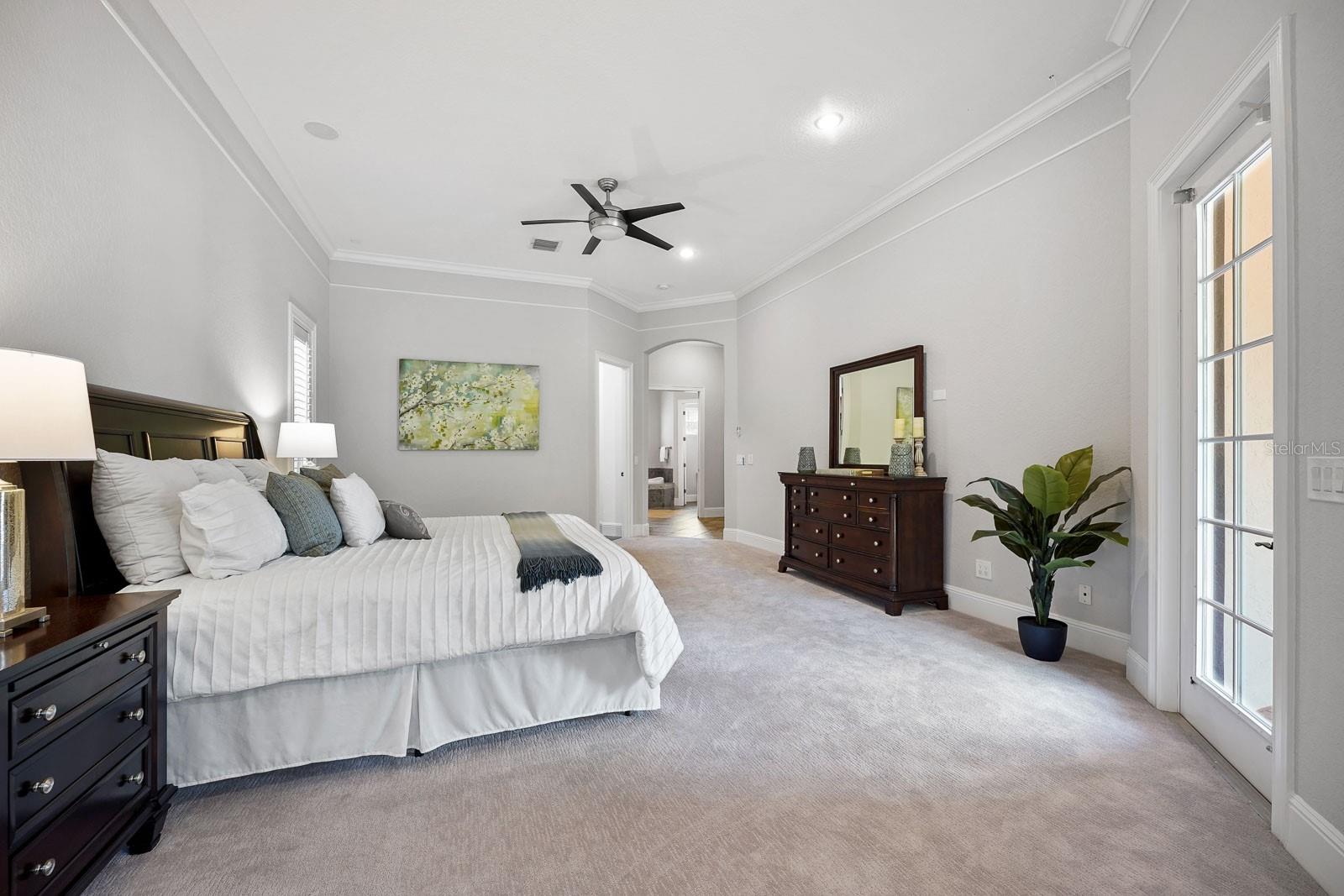 KEENES POINTE - Residential