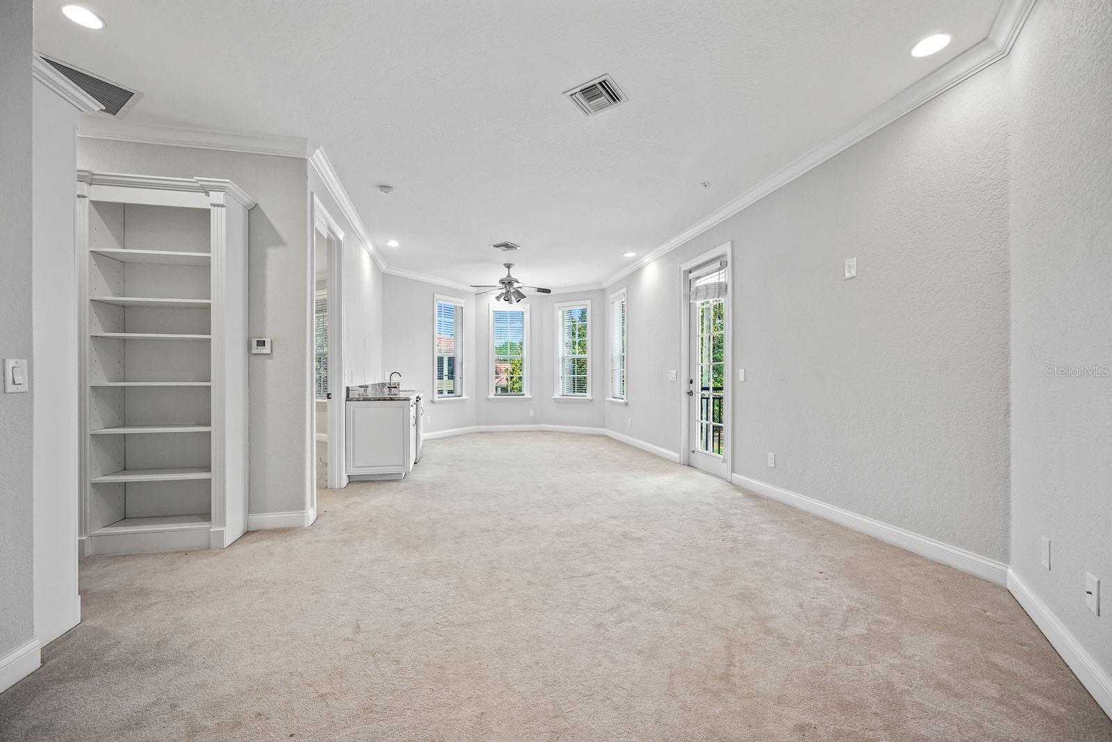 KEENES POINTE - Residential