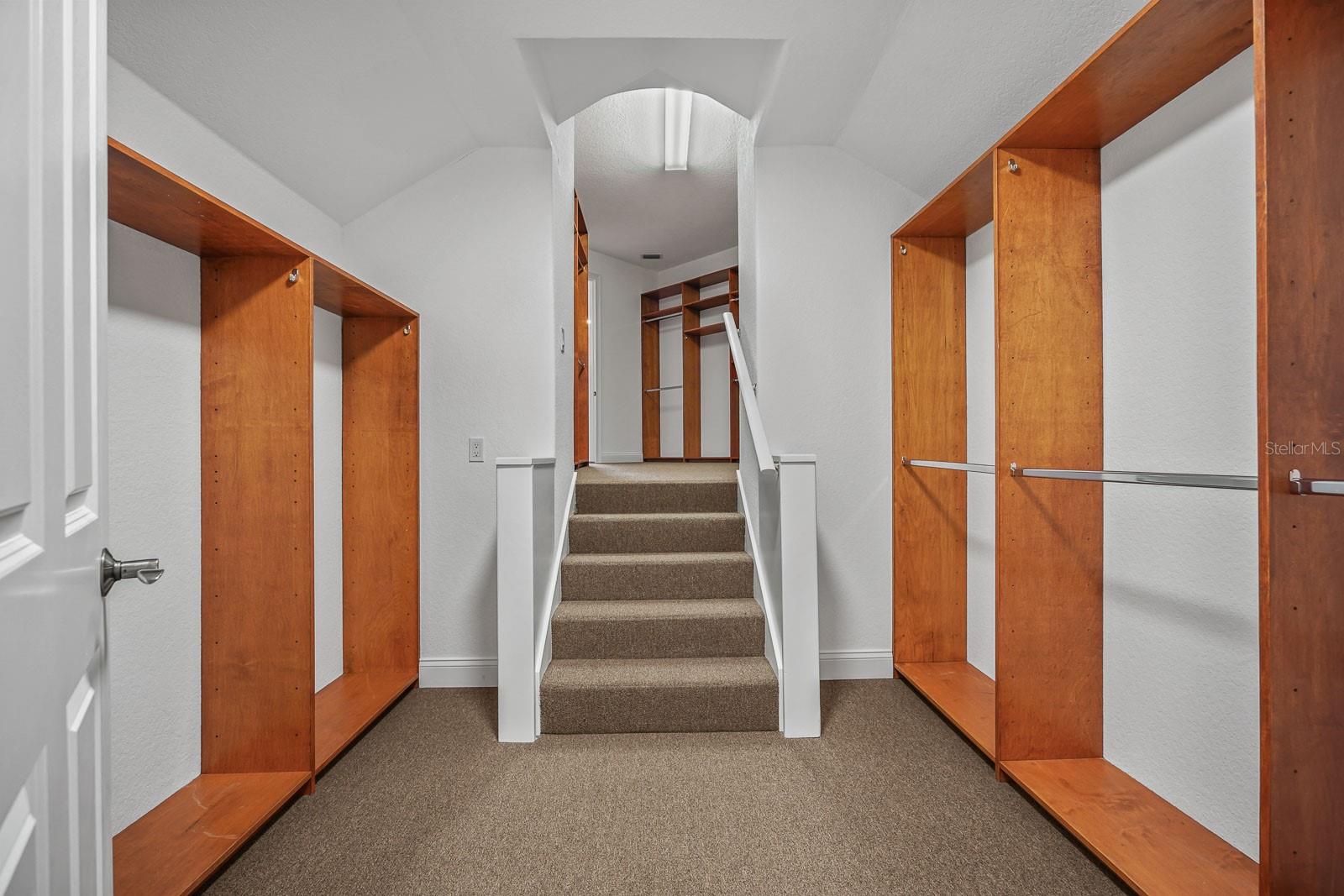 KEENES POINTE - Residential