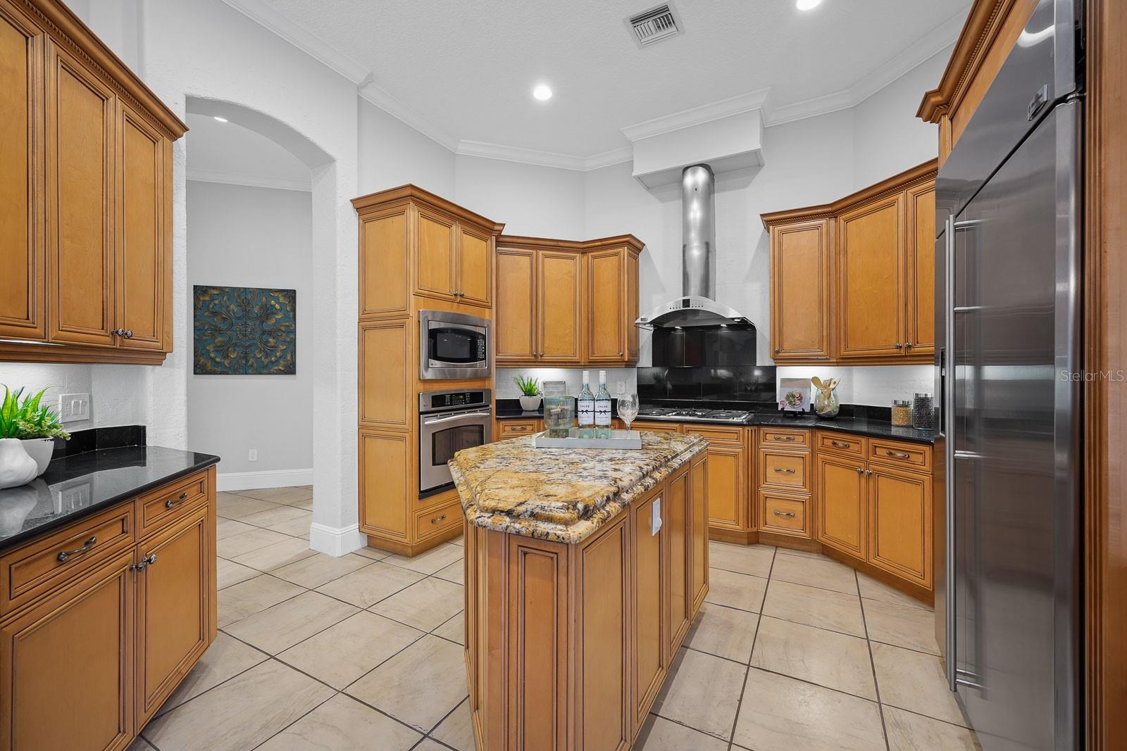 KEENES POINTE - Residential