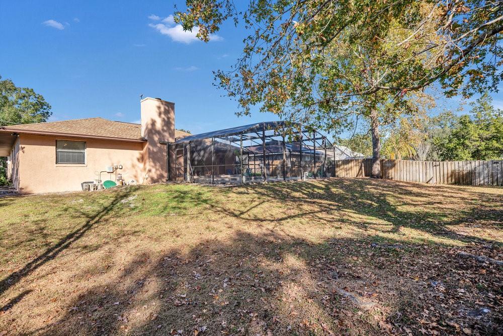 SURREY RUN - Residential