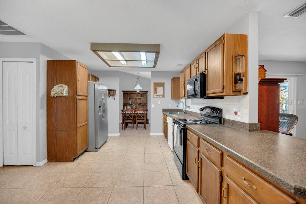 SURREY RUN - Residential