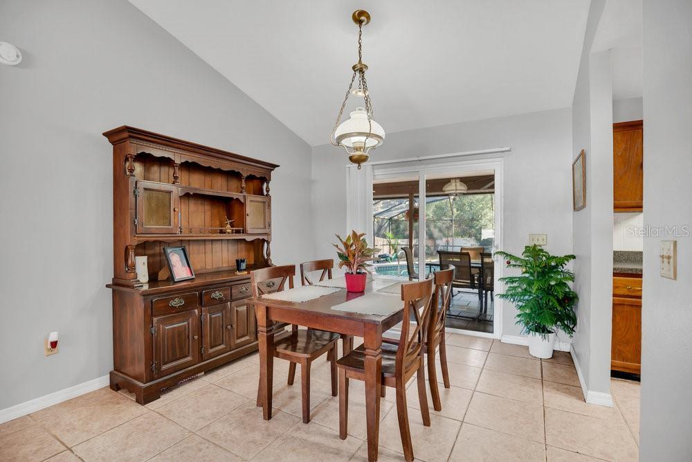 SURREY RUN - Residential