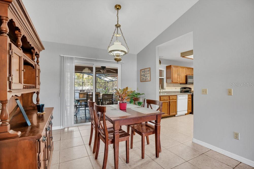 SURREY RUN - Residential