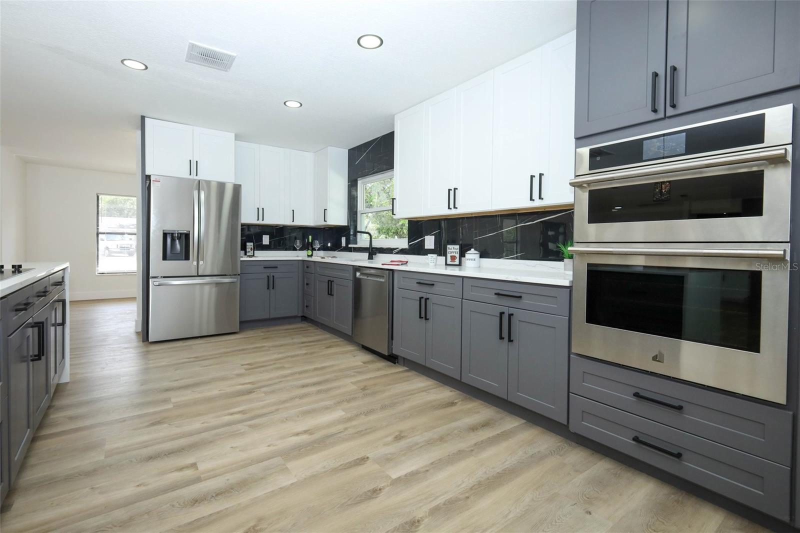 SWEETWATER OAKS - Residential