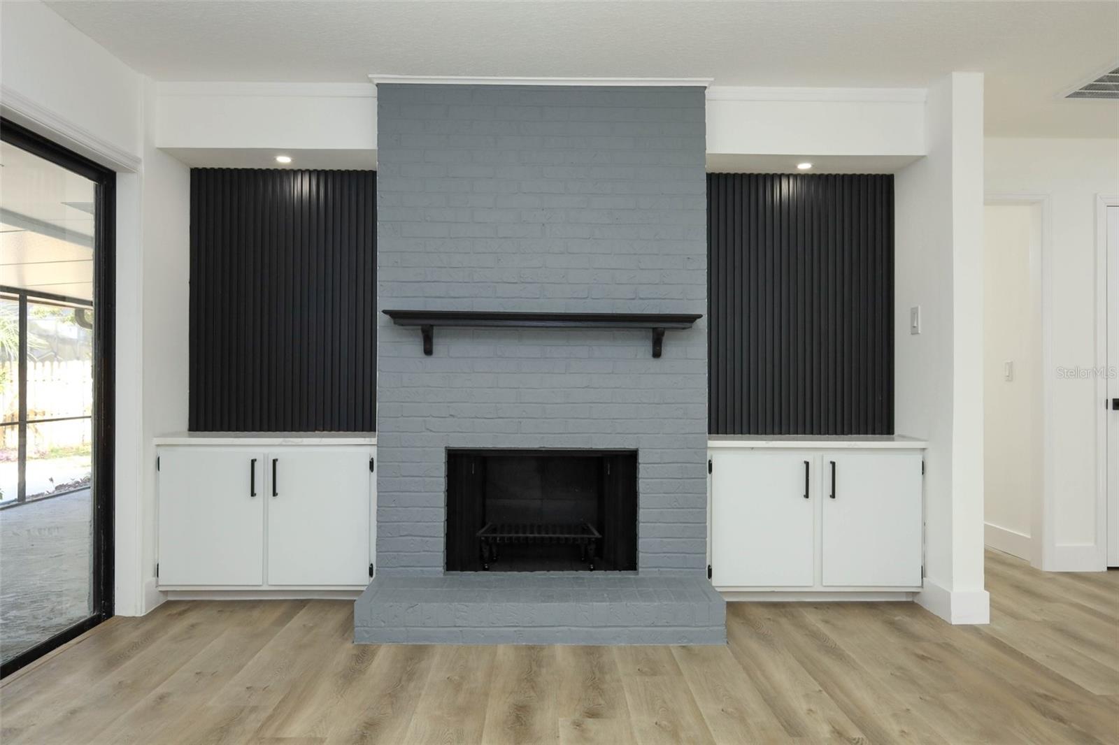 SWEETWATER OAKS - Residential