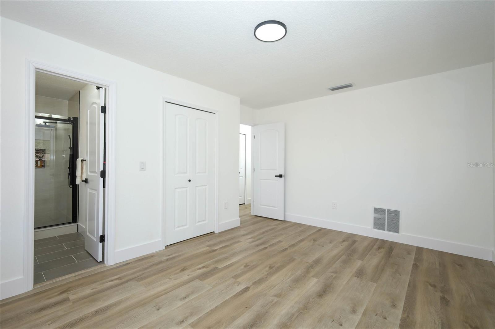 SWEETWATER OAKS - Residential