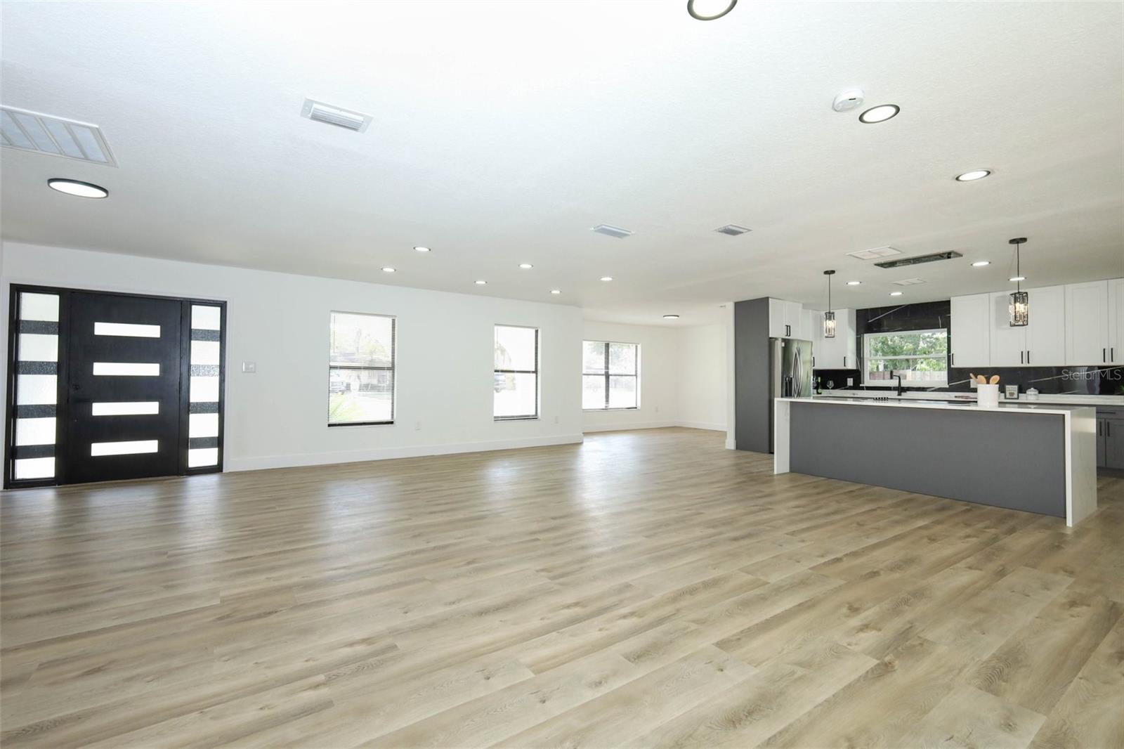 SWEETWATER OAKS - Residential