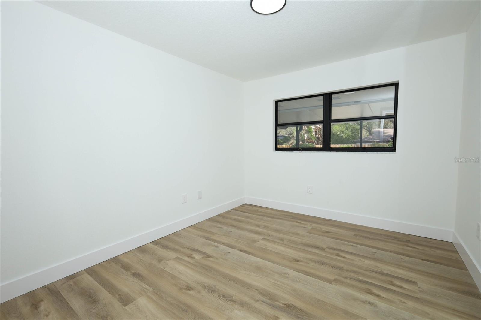 SWEETWATER OAKS - Residential