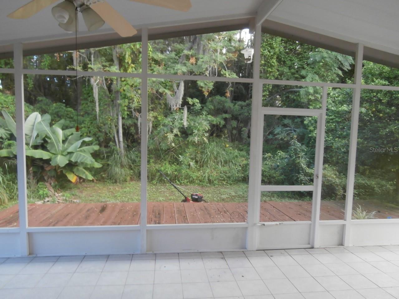 PINE RIDGE HOLLOW EAST PH 02 - Residential Lease