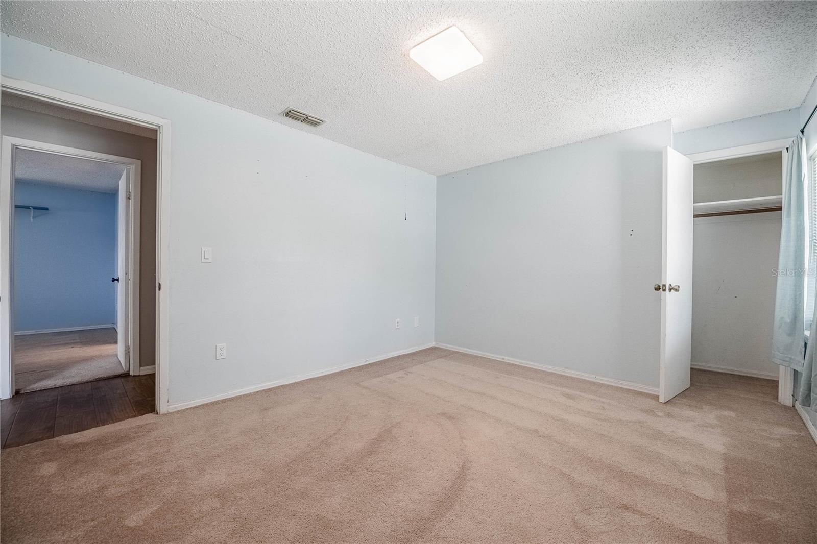 EAGLE LAKE - Residential