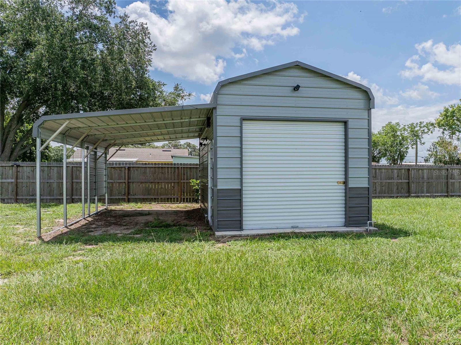 EAGLE LAKE - Residential