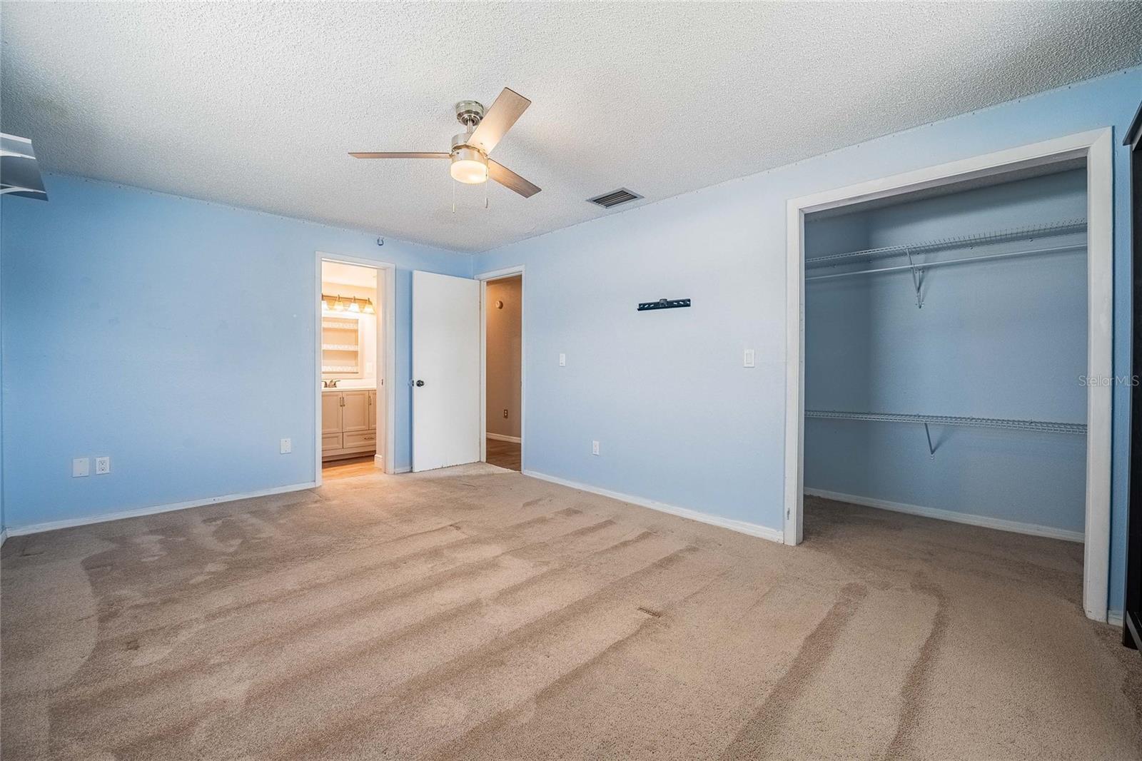 EAGLE LAKE - Residential