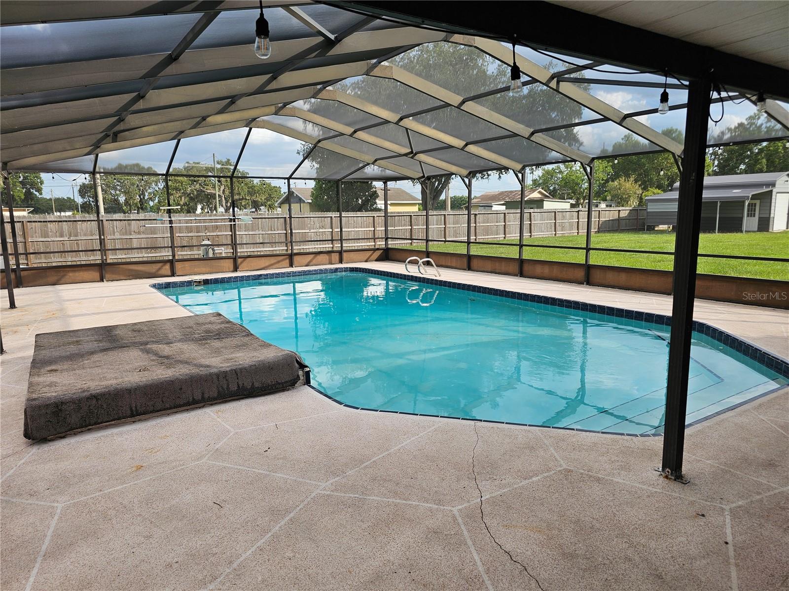 EAGLE LAKE - Residential