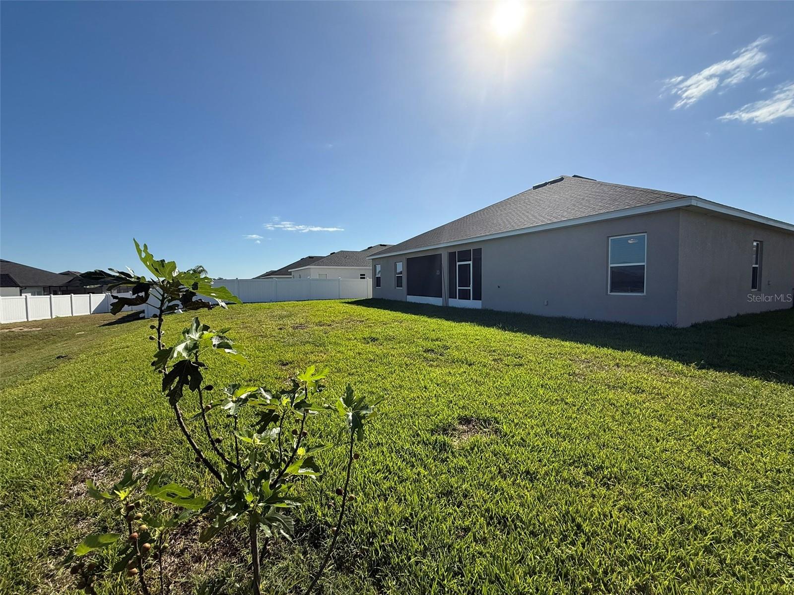 TREYMONT PH 2 - Residential Lease