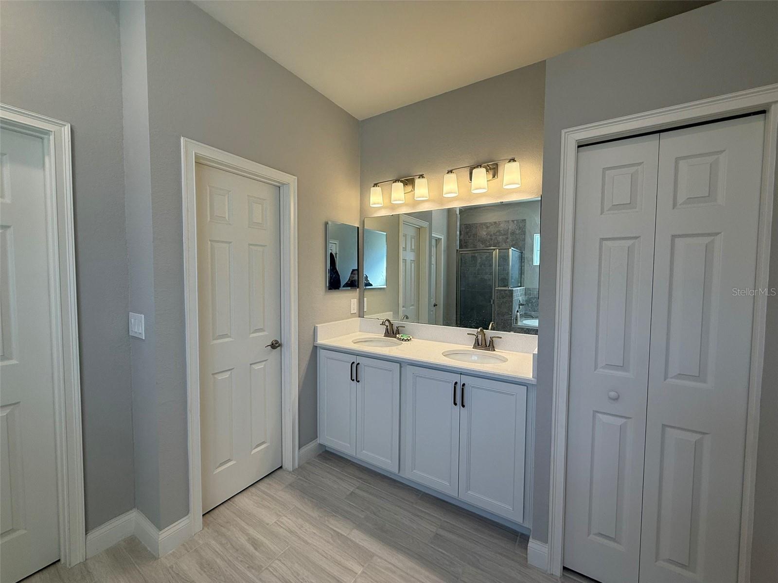 TREYMONT PH 2 - Residential Lease