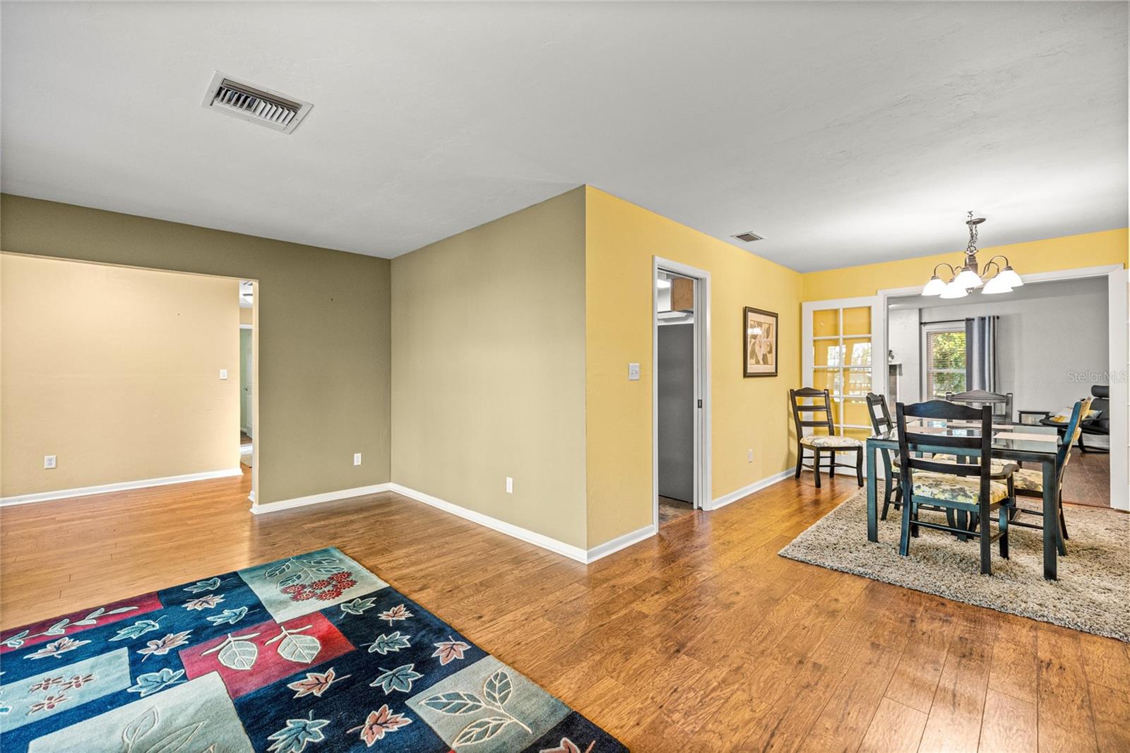 RAINBOW SPRINGS WOODLANDS - Residential