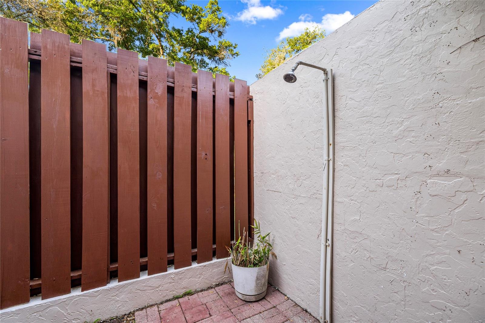 RAINBOW SPRINGS WOODLANDS - Residential