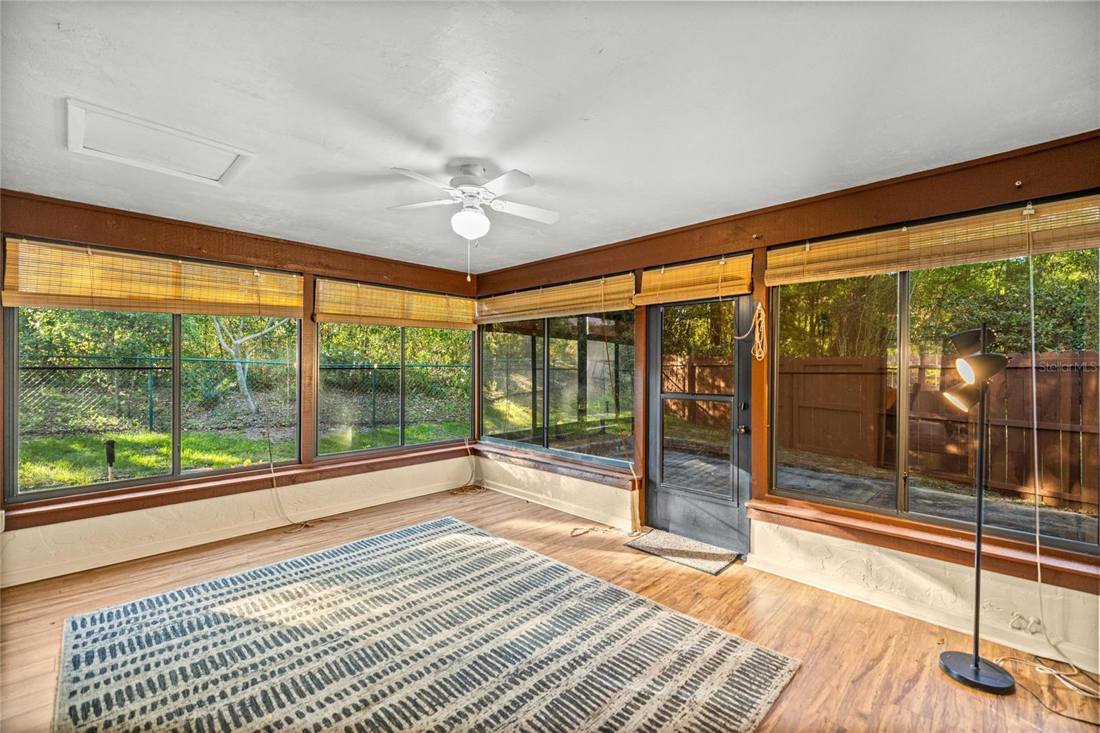 RAINBOW SPRINGS WOODLANDS - Residential