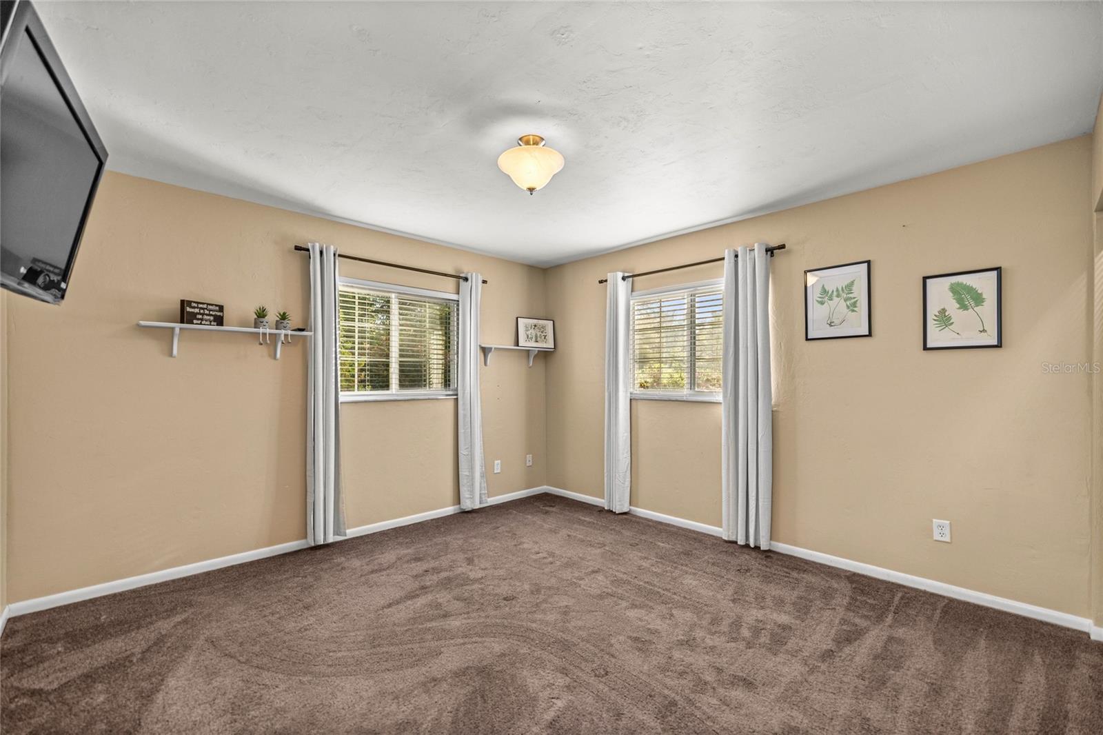 RAINBOW SPRINGS WOODLANDS - Residential