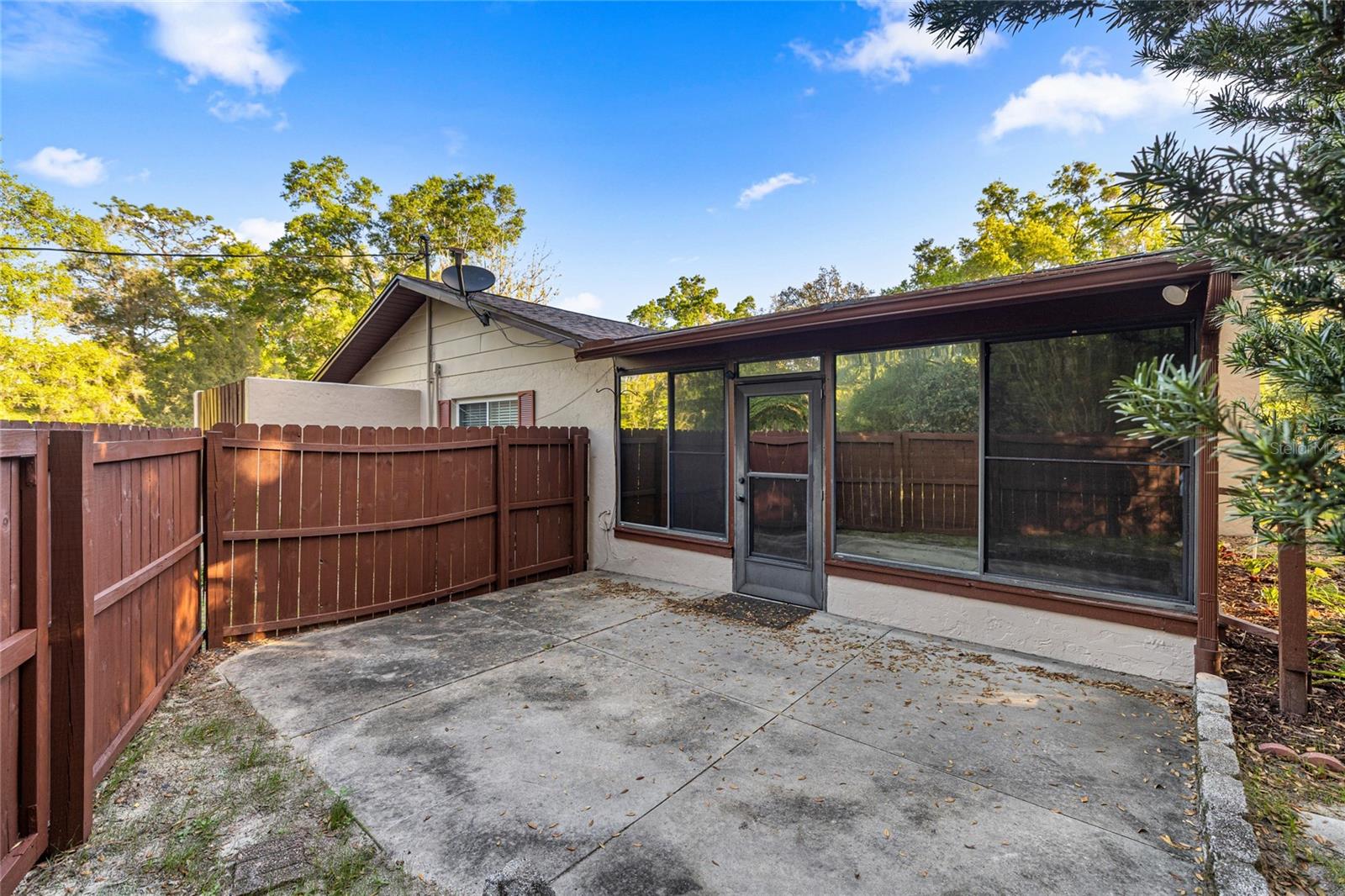 RAINBOW SPRINGS WOODLANDS - Residential