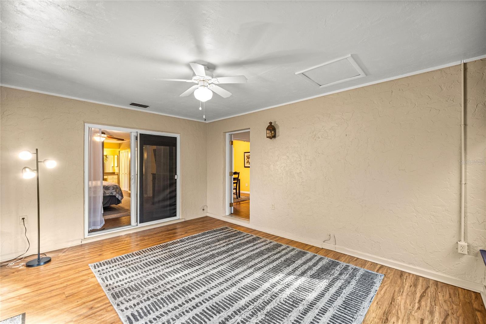 RAINBOW SPRINGS WOODLANDS - Residential