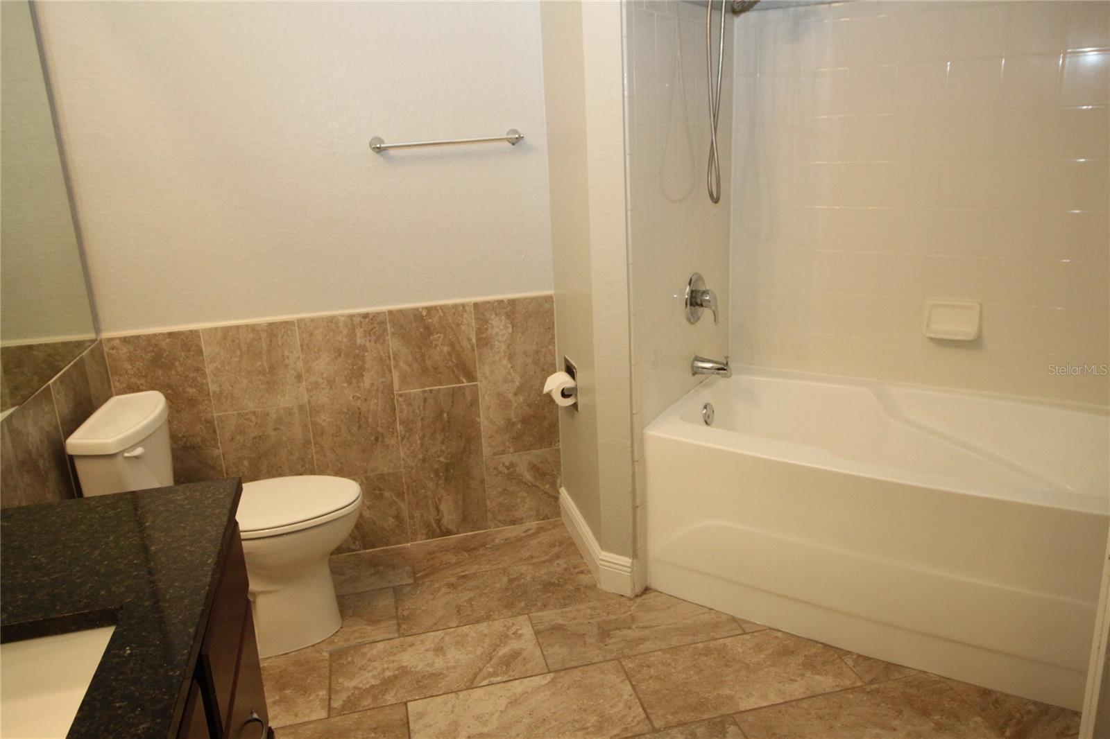 NOTTING HILL A CONDOMINIUM - Residential Lease